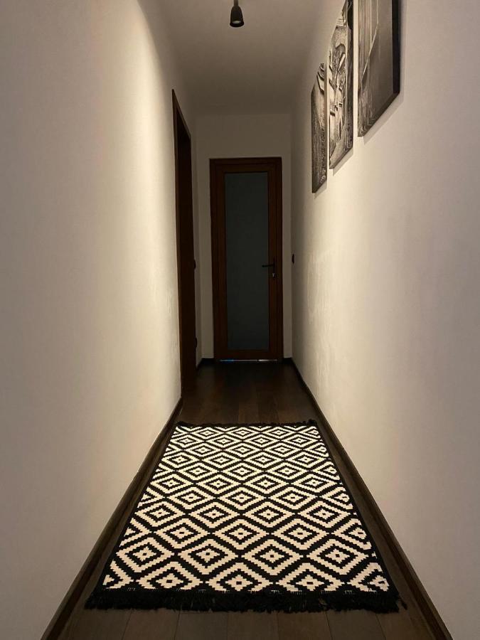 Aparthotel City Center Targu Ocna Екстер'єр фото