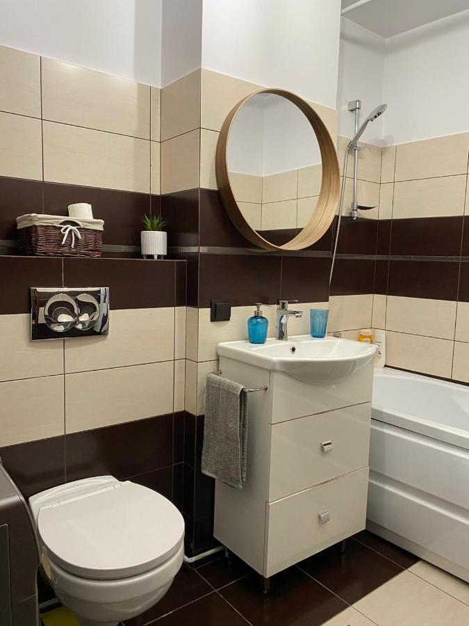 Aparthotel City Center Targu Ocna Екстер'єр фото